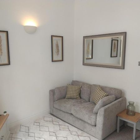 All Saints 2 Bed Apartment In Central Stamford With Parking Екстериор снимка