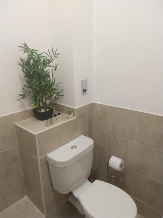 All Saints 2 Bed Apartment In Central Stamford With Parking Екстериор снимка