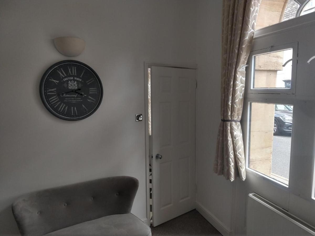 All Saints 2 Bed Apartment In Central Stamford With Parking Екстериор снимка