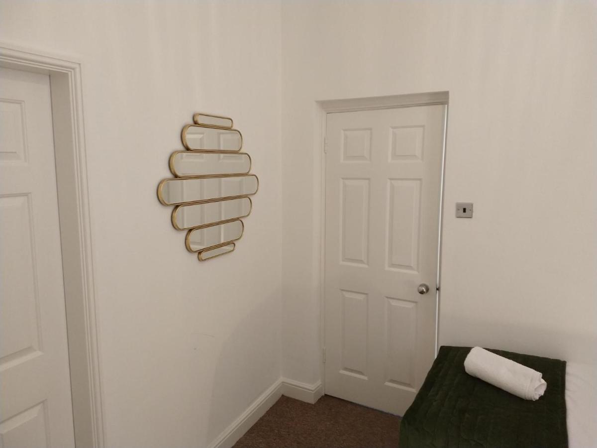 All Saints 2 Bed Apartment In Central Stamford With Parking Екстериор снимка